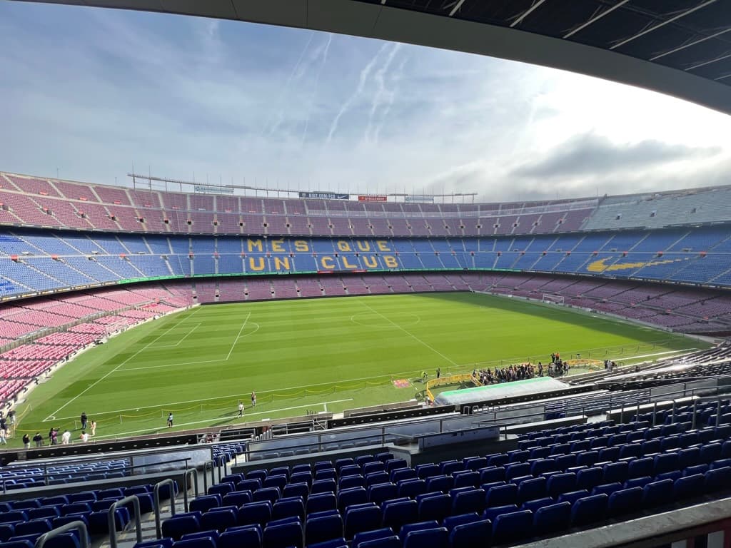 Camp Nou i Barcelona