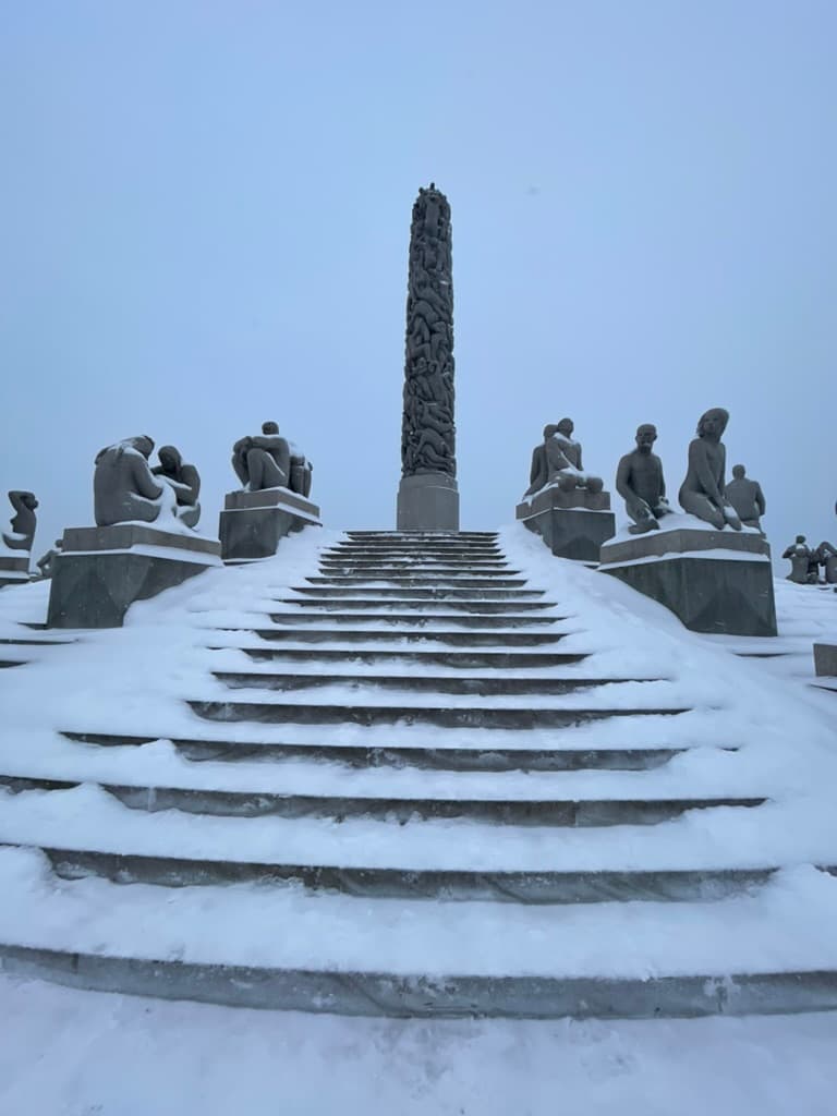 Vigelandsparken om vinteren